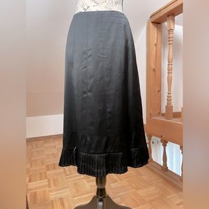 EUC vintage early 2000s Dries Van Noten silk blend satin skirt sz. 36